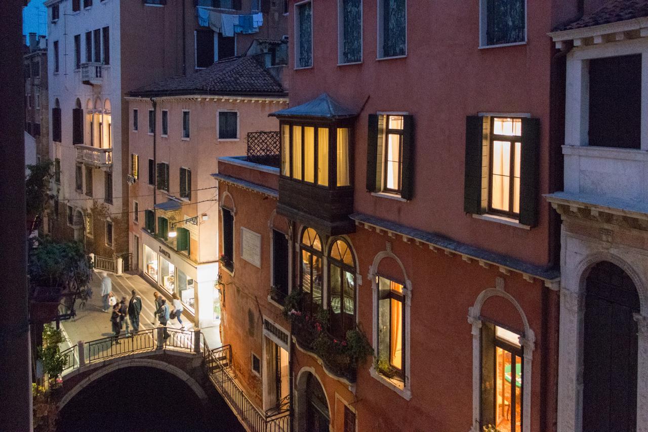 Rialto Bridge Large Venetian Style With Lift Apartment ภายนอก รูปภาพ