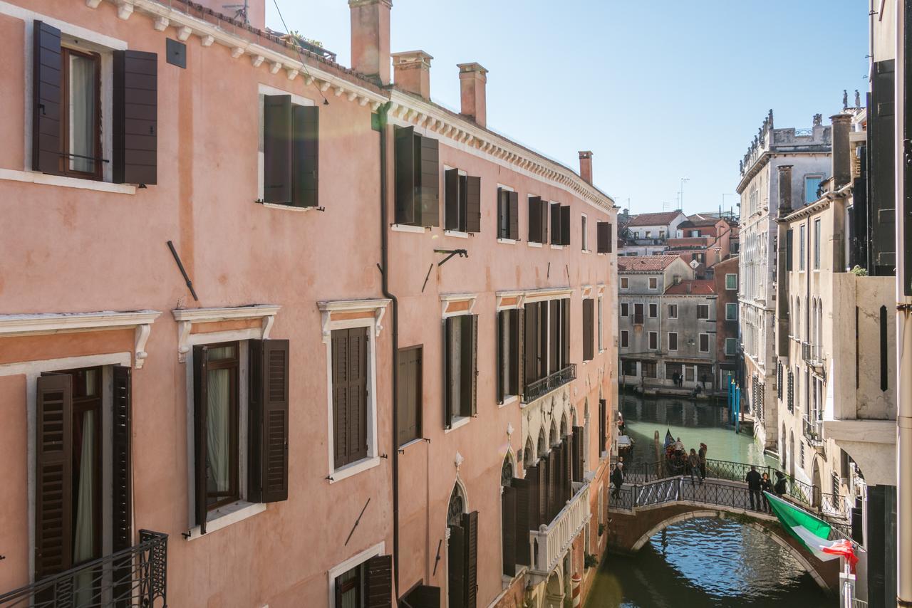 Rialto Bridge Large Venetian Style With Lift Apartment ภายนอก รูปภาพ